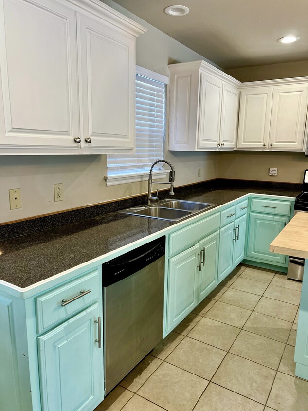 Foto principal - 3518 County Rd 353