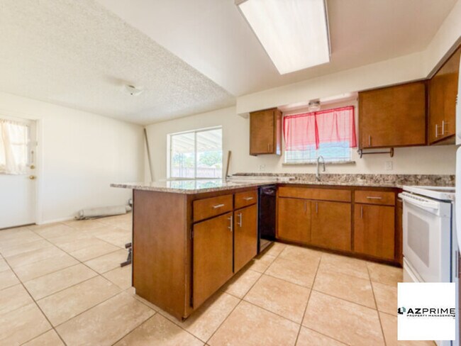 Foto del edificio - Charming 3/2 Tempe Home - Spacious and Serene!