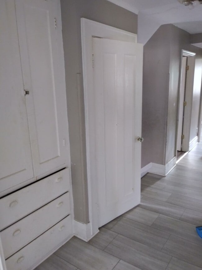 Building Photo - 67-69 Upton Pl
