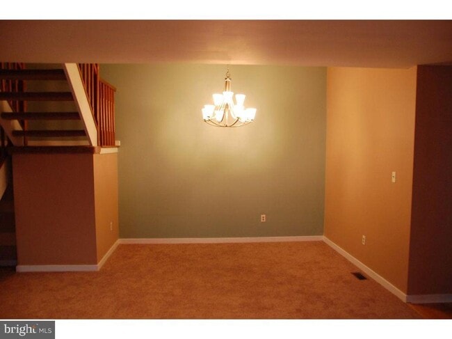 Building Photo - 1405 Augusta Cir