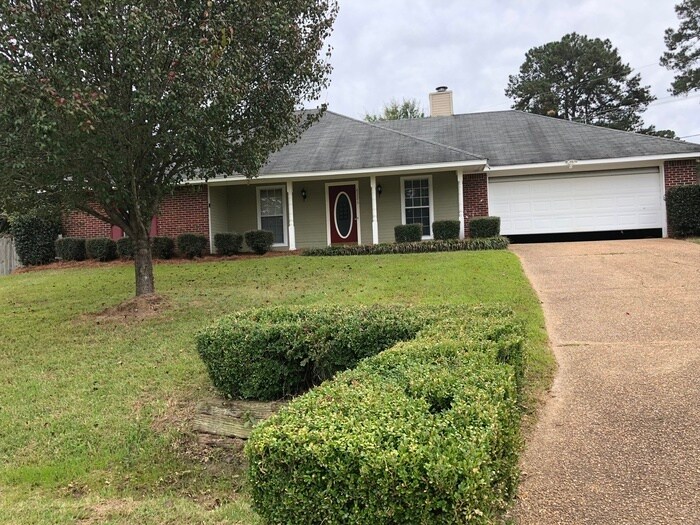 Primary Photo - Beautiful Home in Byram!!