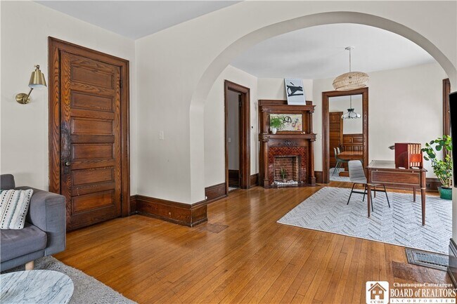 Foto del edificio - 445 Ashland Ave