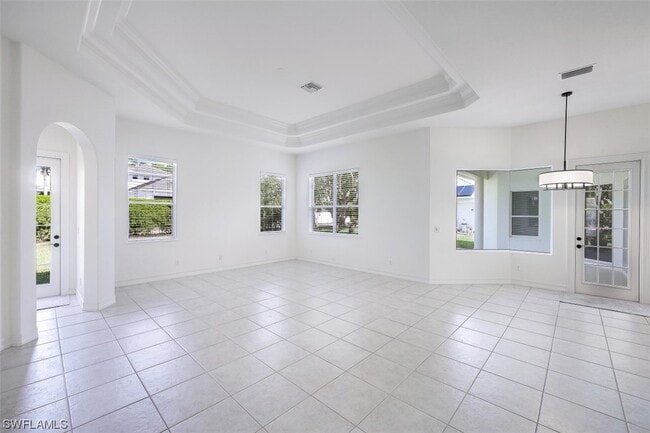 Foto del edificio - 677 5th Ave N