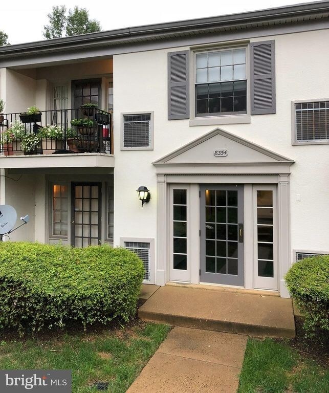 8354 Dunham Ct, West Springfield, VA 22152 Condo for Rent in West