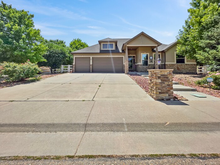 Charming 4 beds 3 baths in Fort Lupton! - Charming 4 beds 3 baths in Fort Lupton!