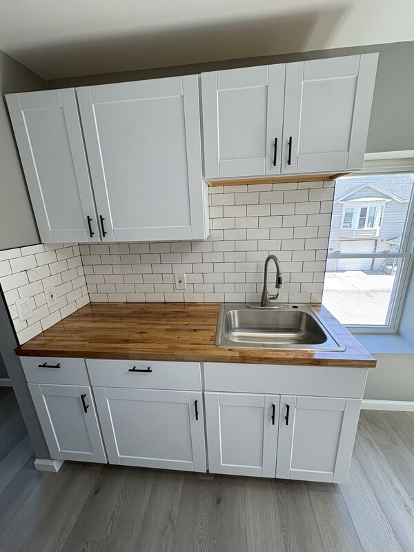 Foto del edificio - 662 Second Avenue Apt 4