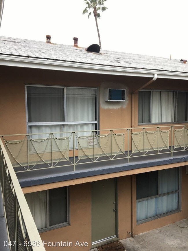Foto del edificio - 6566 W Fountain Ave