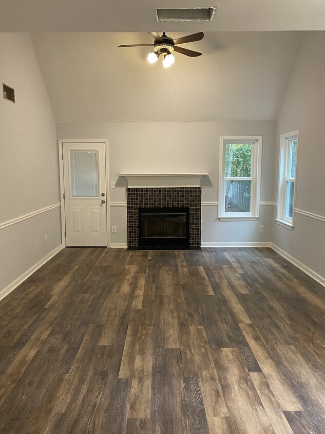 Living Room - 3046 Regal Park Ct