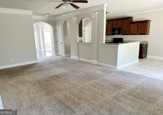 Foto del edificio - 225 Sanctuary Dr