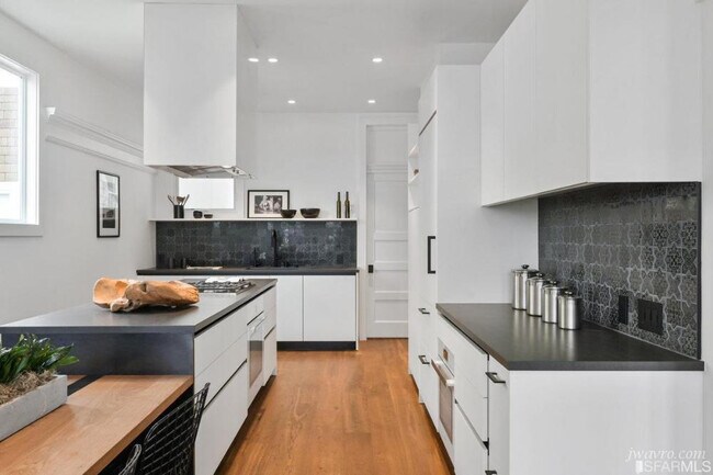 Foto del edificio - 3025 Washington St