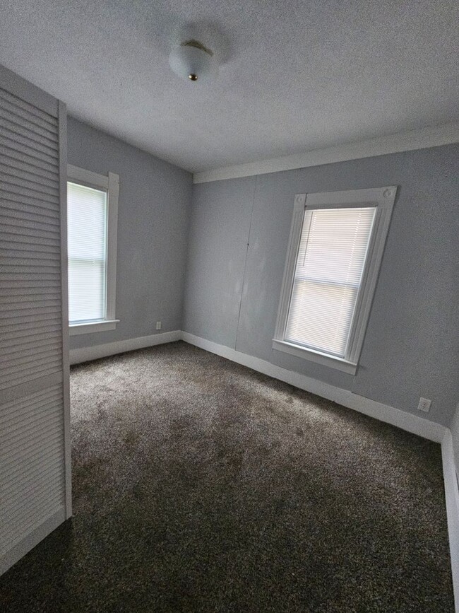 Foto del edificio - Cute 2bed 1 bath