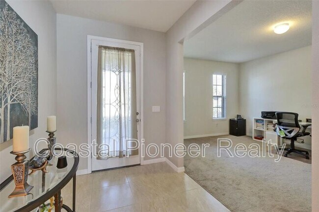 Foto del edificio - 16321 Treasure Point Dr