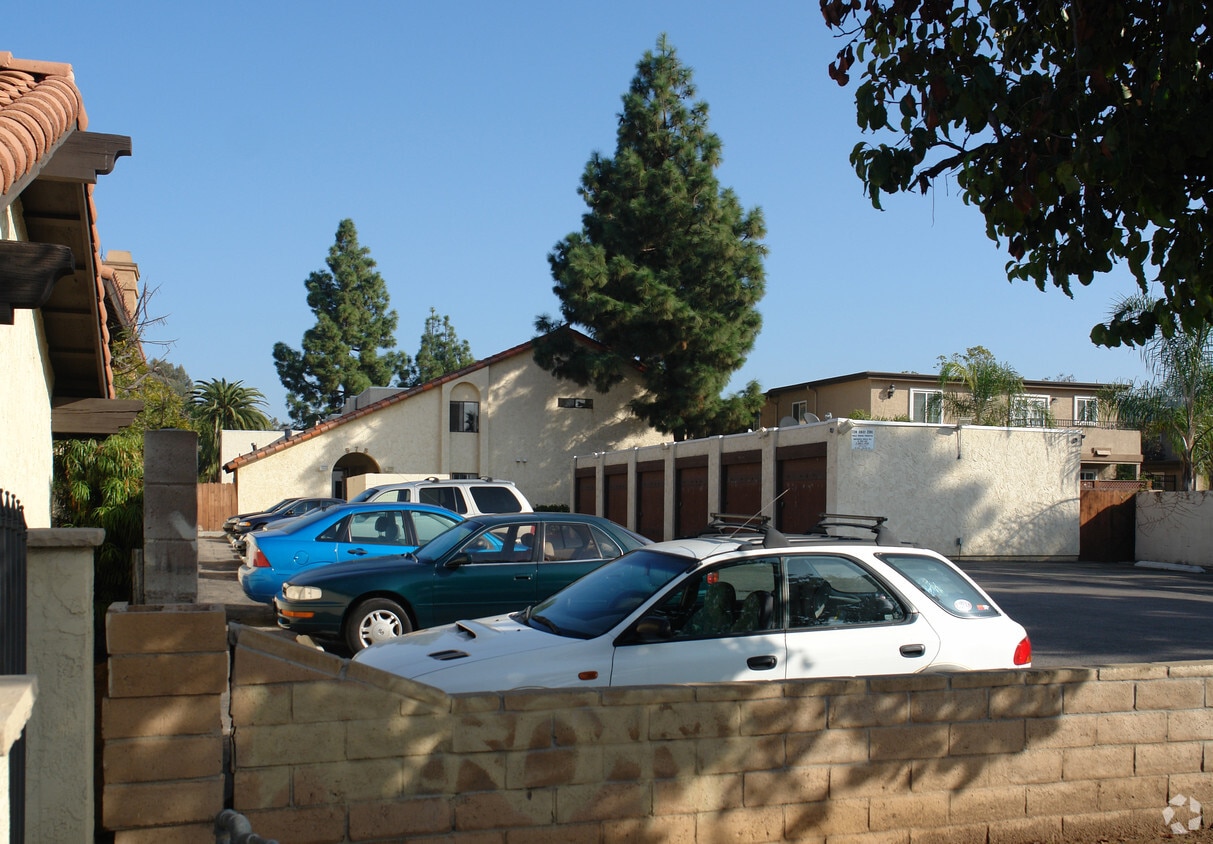 Building Photo - Mollison Terrace Apartments