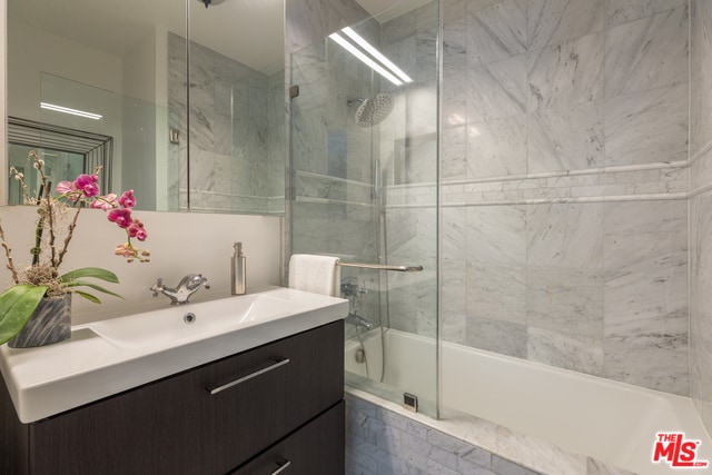 Building Photo - 10840 Lindbrook Dr