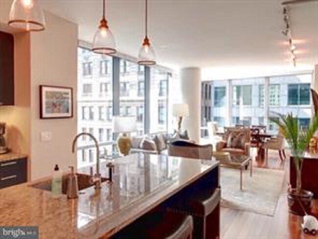 Foto del edificio - 1414 S Penn Sq