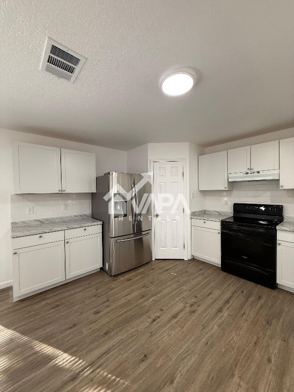 Building Photo - 6547 Estes Flats