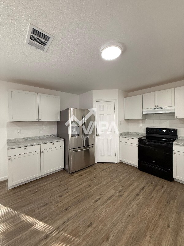 Foto del edificio - 6547 Estes Flats