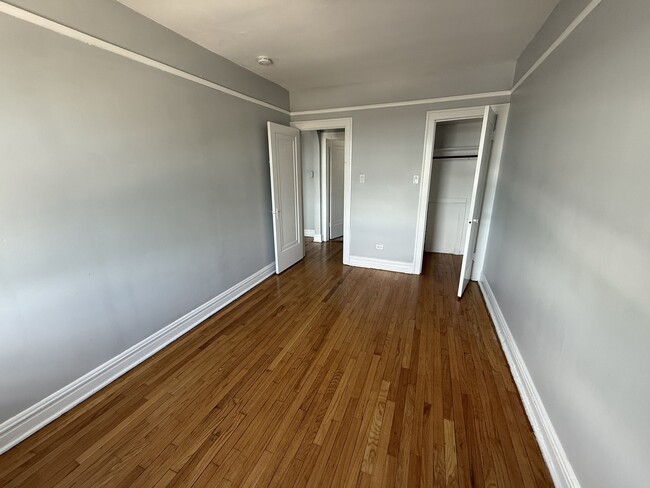 Building Photo - 5910 W 26th St