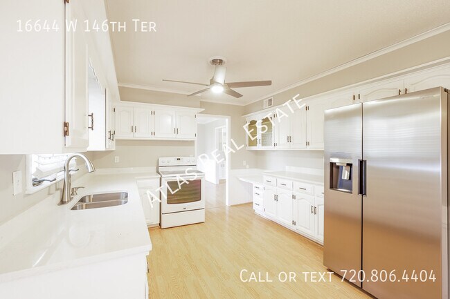 Foto del edificio - Exceptional home in Havencroft! 1.5 Story ...