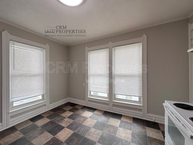 Foto del edificio - 517 W Jefferson St