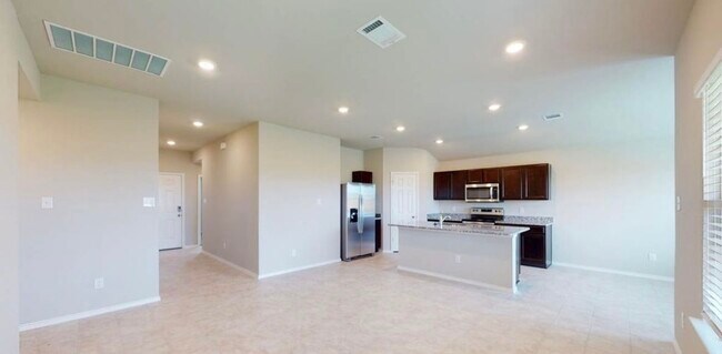 Foto del edificio - 1261 Lindsey Dr