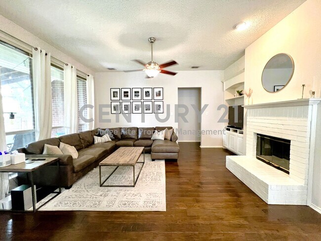 Building Photo - Well Maintained 4/2/2 in Frisco ISD For Rent!