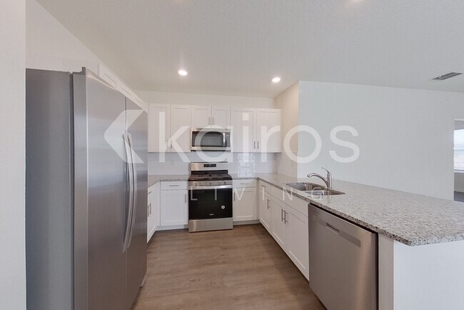 Foto del edificio - 32142 Katelin Cir