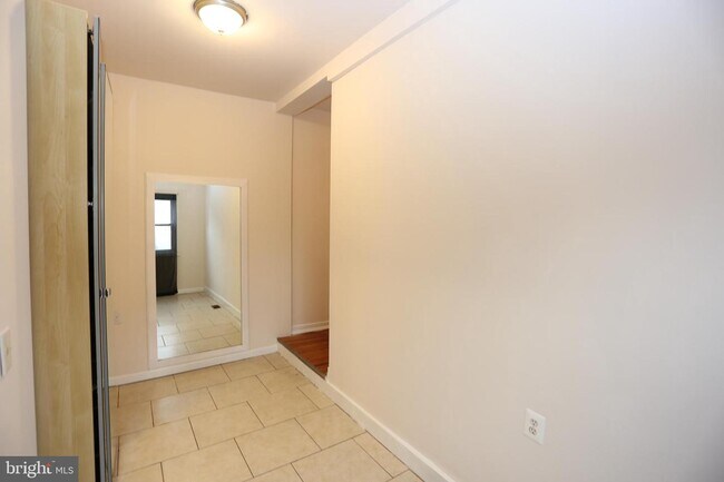 Building Photo - 6704 Beech Ave