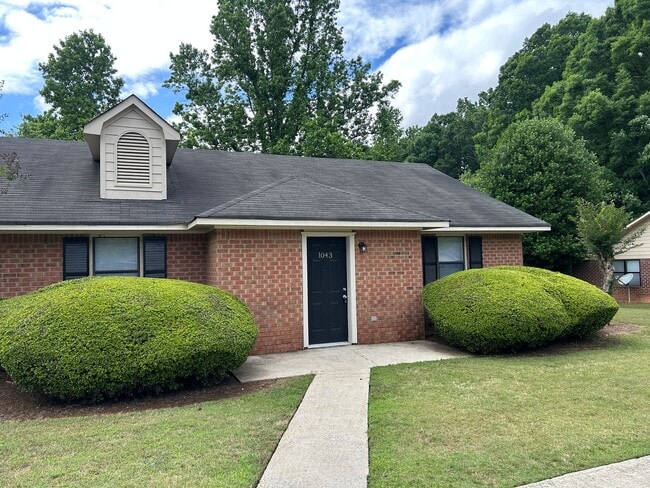 Photo - 1041/1043 Cantrell Ln Apartment