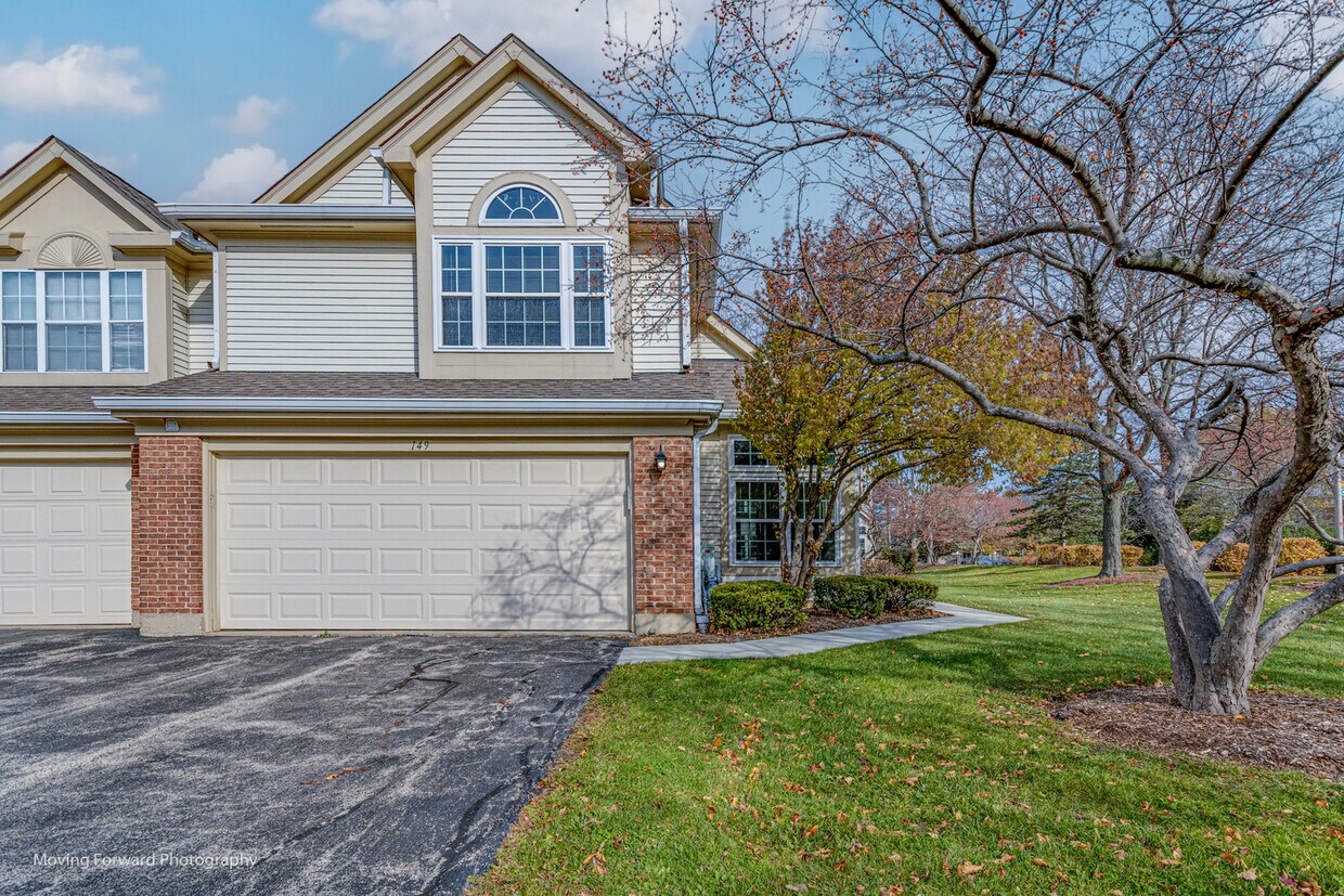 Primary Photo - 149 White Branch Ct N