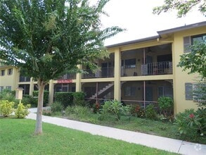Building Photo - 615 S Palm Ave