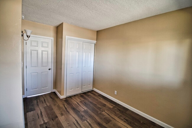 Building Photo - 7800 Madison St