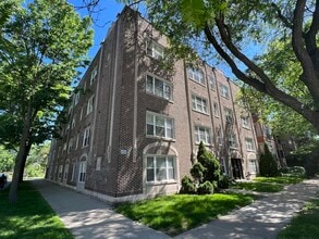 Building Photo - 6507 N Hamilton Ave