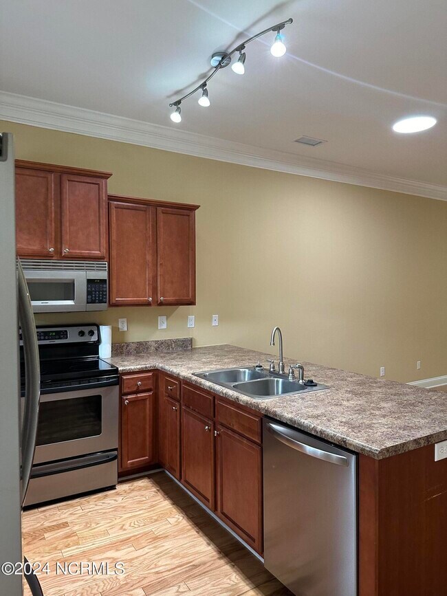 Foto del edificio - 5046 Exton Park Loop