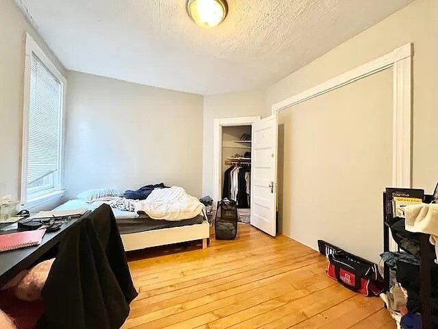 Building Photo - 614 Columbus Ave