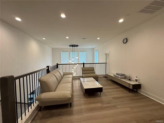 Building Photo - 151 Sweet Juniper