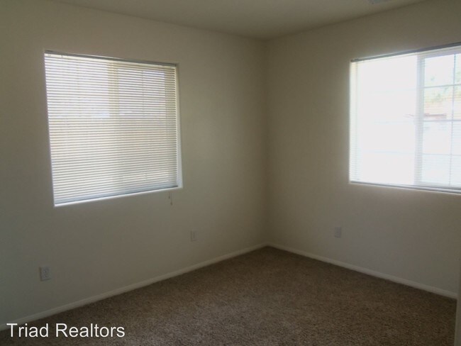 Foto del edificio - 6928 Estrella Ave