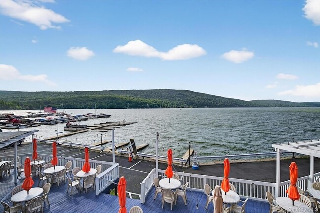 Foto del edificio - 620 Jersey Ave