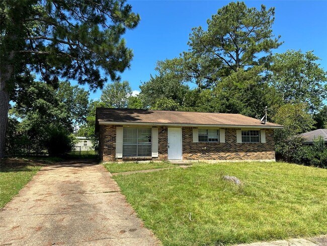 Foto del edificio - 6160 Hinchcliff Rd