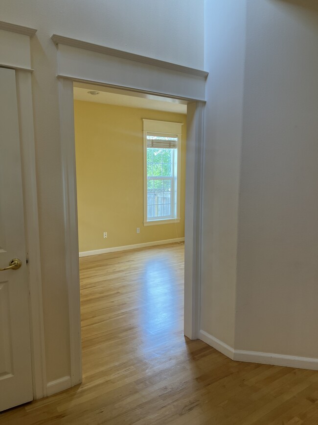 Looking at formal living room from front door - 3921 NW Banff Dr