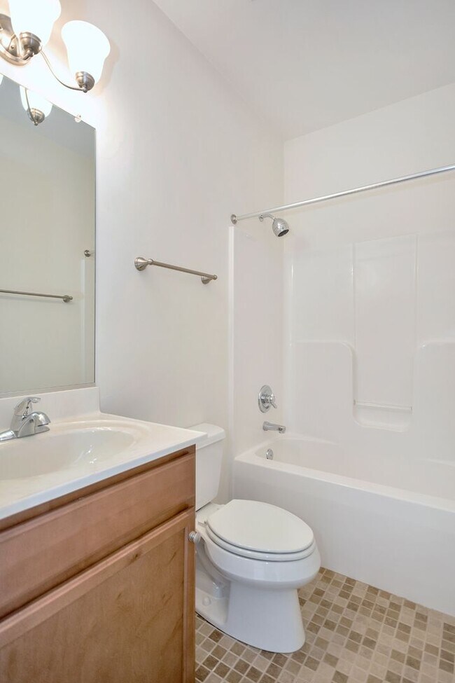 Foto del edificio - 1232 Old Trail Dr