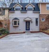 Building Photo - 1305 Cross Creek Cir