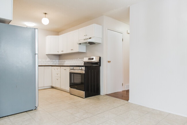 Building Photo - 9718-9777 77 Ave
