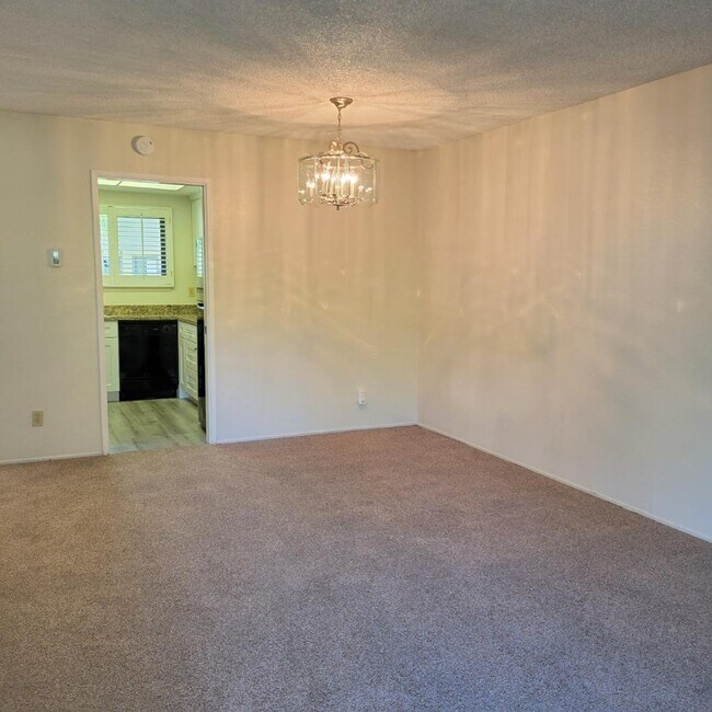 Foto del edificio - 1147 N Abbott Ave