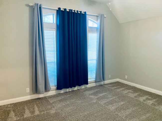 Foto del edificio - 1754 Oak Glen