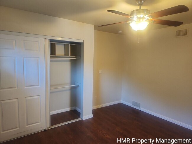 Foto del edificio - S-354 Fowler Ave