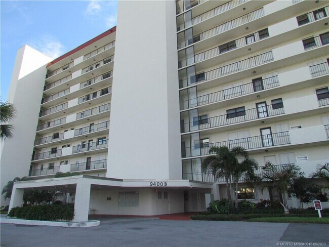 Foto del edificio - 9400 S Ocean Dr