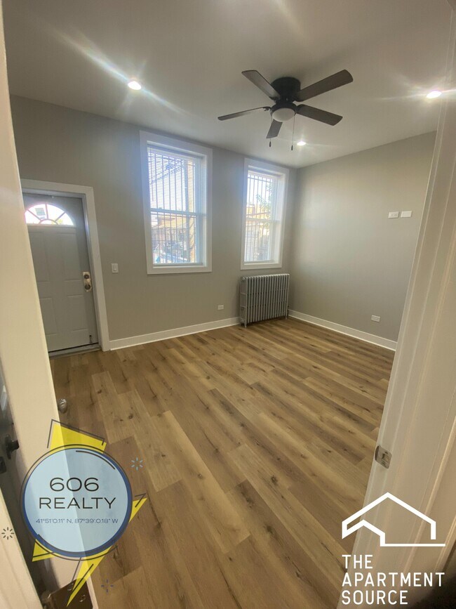 Foto del edificio - 3149 N Long Ave