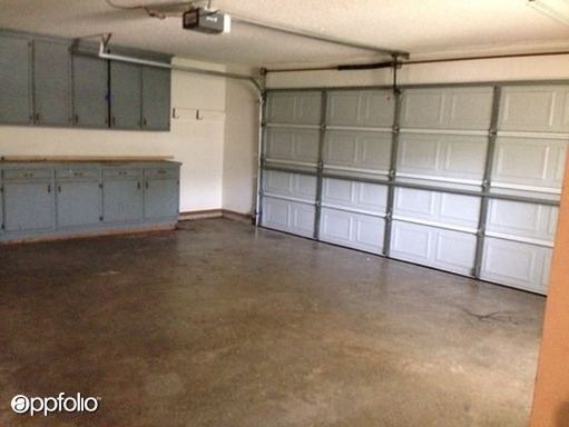 Building Photo - 601 Golden Eagle Dr
