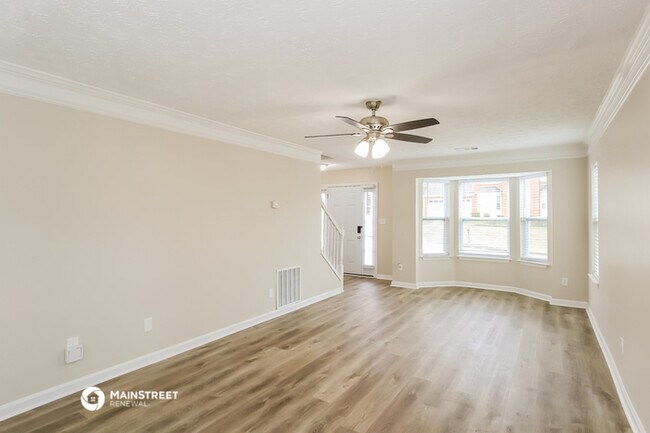 Building Photo - 6059 Shadow Lake Way